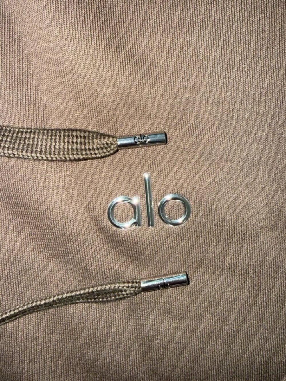 ALO Accolade Hoodie - Espresso Brown - Unisex Multiple Sizes NWT - Picture 3 of 8